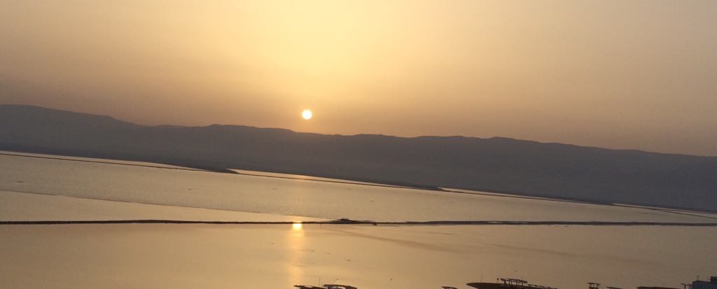 41301847_249136239078432_3924881749493940224_n