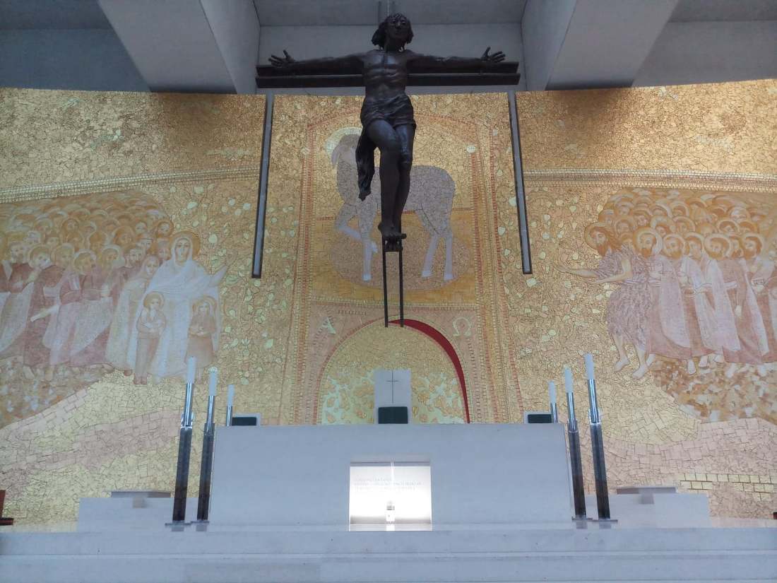 44157335_373059289901700_9121462066467569664_n